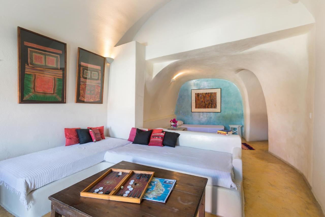 Caveland Hostel Karterados  Luaran gambar